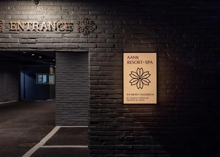 Anook & Haeundae Отель 4*
